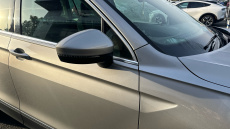 Volkswagen Tiguan 2.0 TDi 150 4Motion SE Nav 5dr DSG Diesel Estate